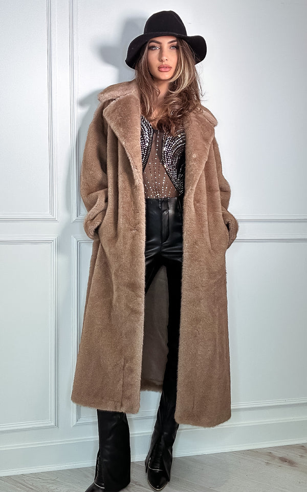 Keep your Cool Cinnamon Premium Faux Fur Coat